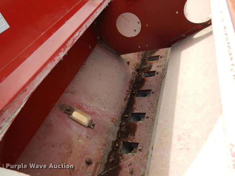 image for item IL9441 International Harvester 5100  grain drill