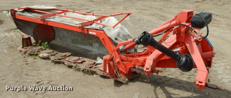image for item IL9442 Kuhn GMD700-GIIHD  disc mower