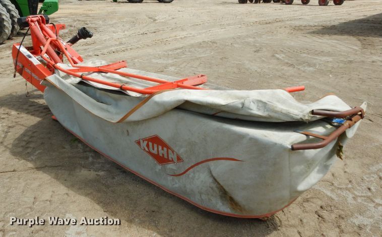 image for item IL9442 Kuhn GMD700-GIIHD  disc mower