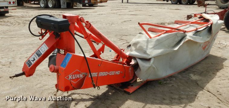 image for item IL9442 Kuhn GMD700-GIIHD  disc mower