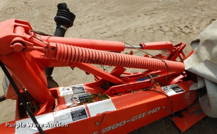 image for item IL9442 Kuhn GMD700-GIIHD  disc mower