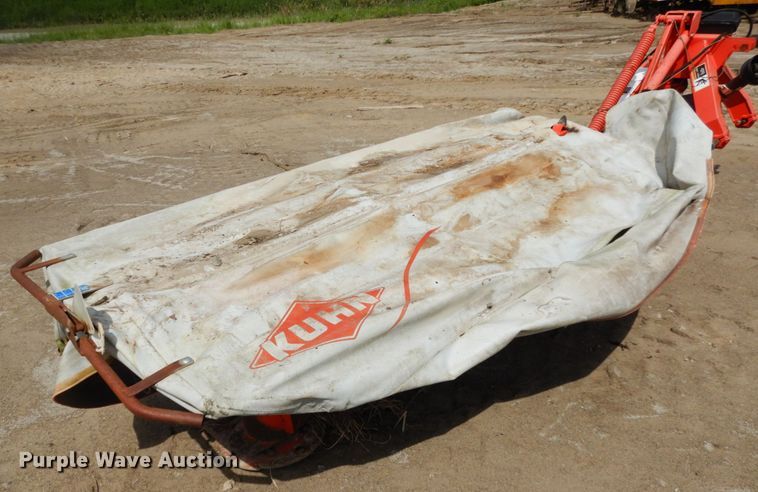 image for item IL9442 Kuhn GMD700-GIIHD  disc mower