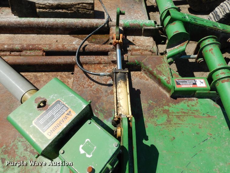 image for item IL9444 John Deere 1518  batwing rotary mower