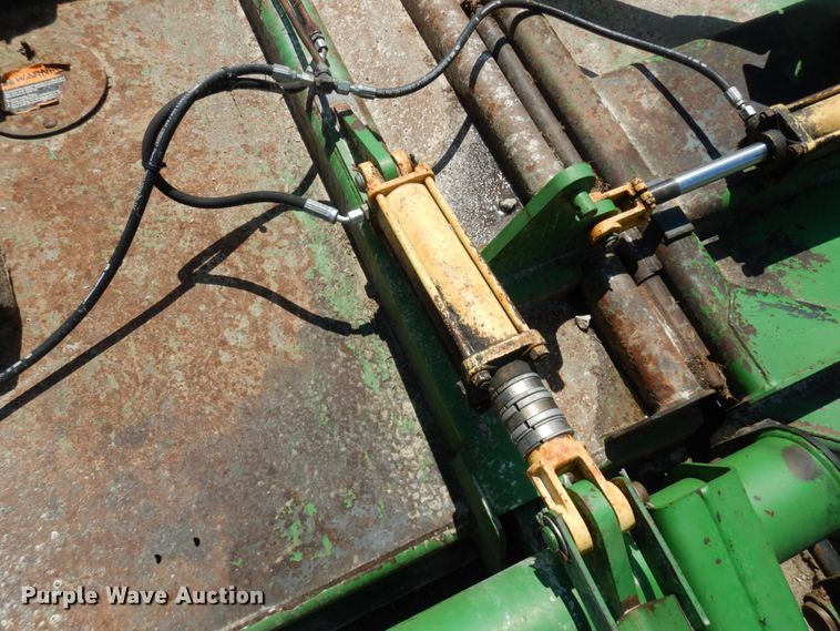 image for item IL9444 John Deere 1518  batwing rotary mower