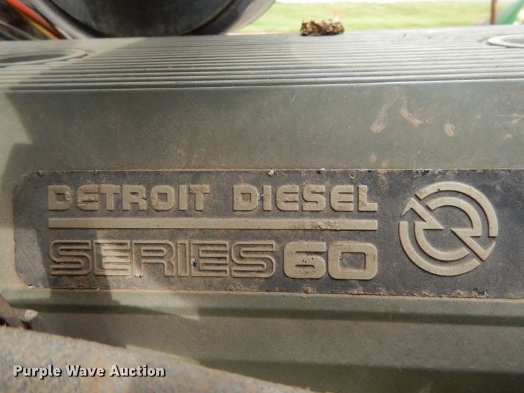 image for item IL9448 1994 International 9400  fertilizer delivery truck