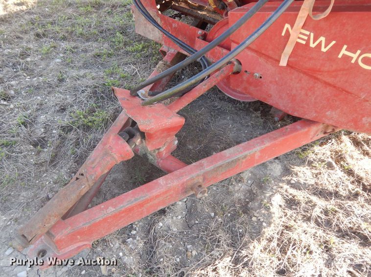 image for item IP9152 New Holland 185  manure spreader