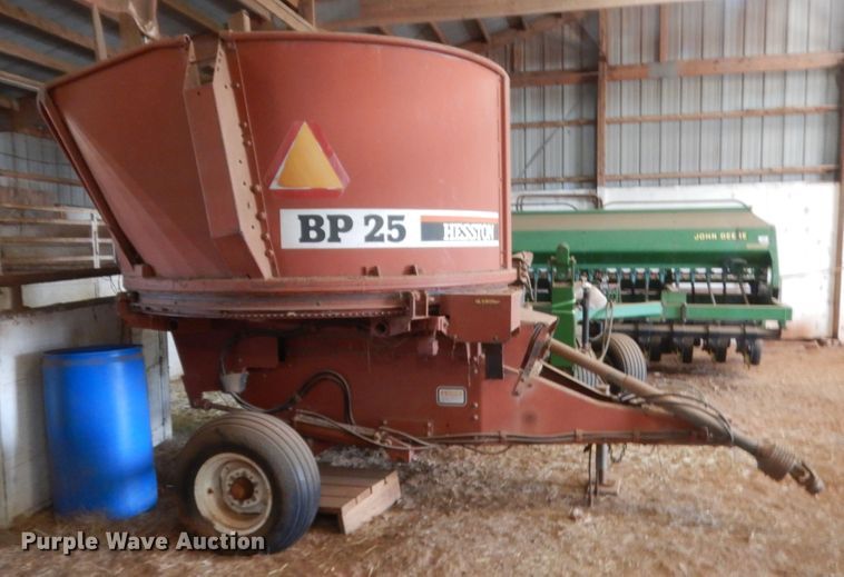 image for item IP9837 Hesston BP25  bale processor