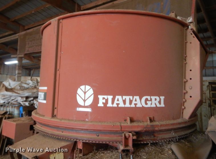 image for item IP9837 Hesston BP25  bale processor