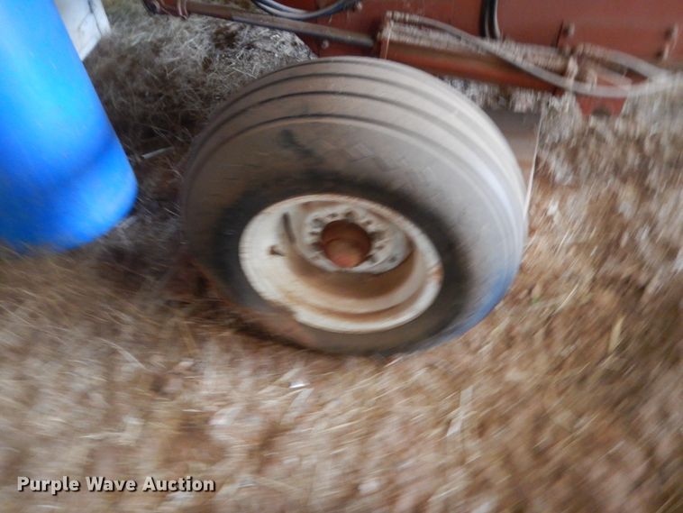 image for item IP9837 Hesston BP25  bale processor