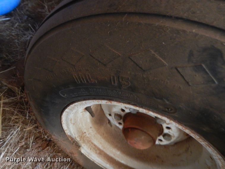 image for item IP9837 Hesston BP25  bale processor