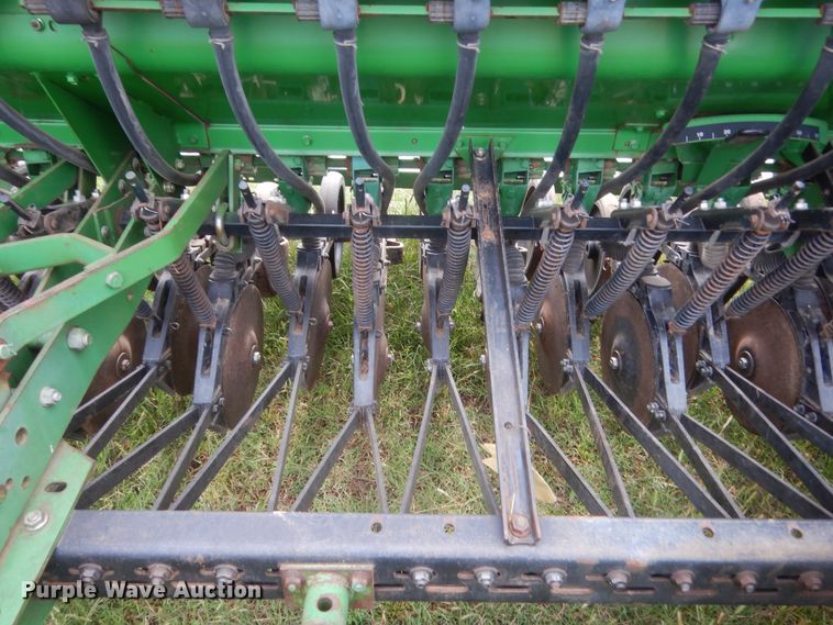 image for item IP9888 John Deere 450  grain drill