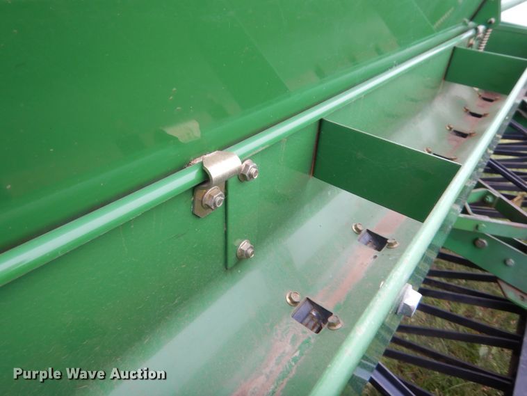 image for item IP9888 John Deere 450  grain drill