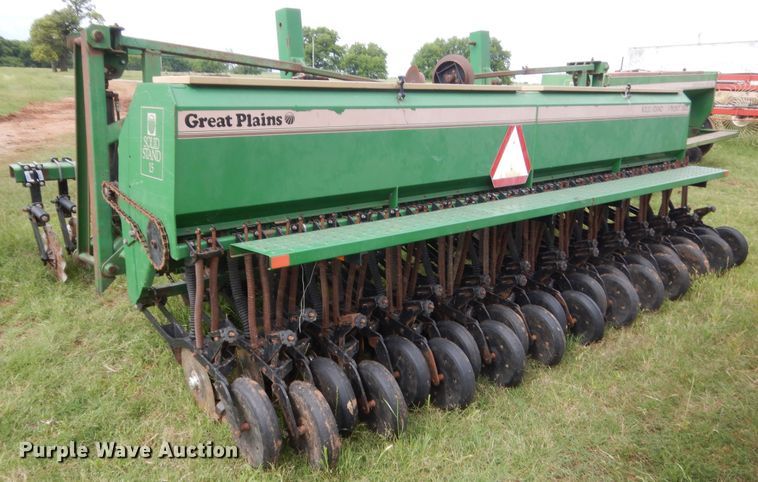 image for item IP9889 Great Plains Solid Stand 15  grain drill