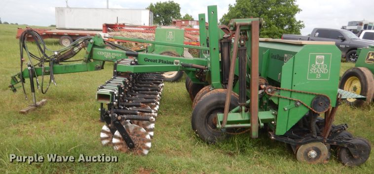 image for item IP9889 Great Plains Solid Stand 15  grain drill