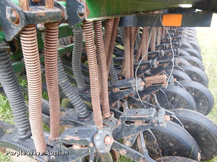 image for item IP9889 Great Plains Solid Stand 15  grain drill