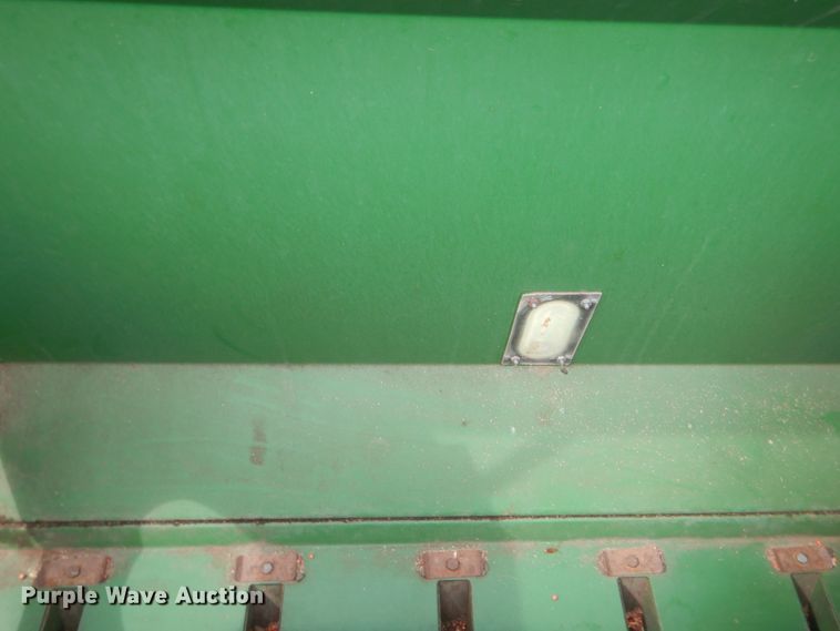 image for item IP9889 Great Plains Solid Stand 15  grain drill