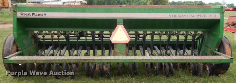 image for item IP9890 Great Plains Solid Stand 13  grain drill