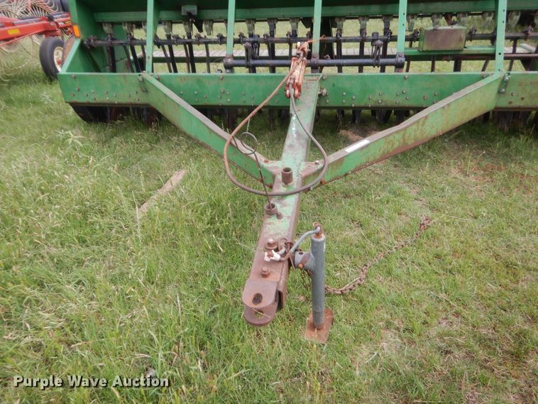 image for item IP9890 Great Plains Solid Stand 13  grain drill