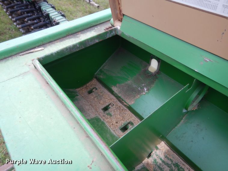 image for item IP9890 Great Plains Solid Stand 13  grain drill