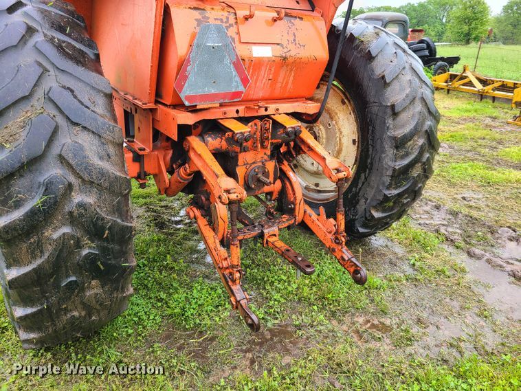 image for item IQ9181 Allis Chalmers 200  tractor