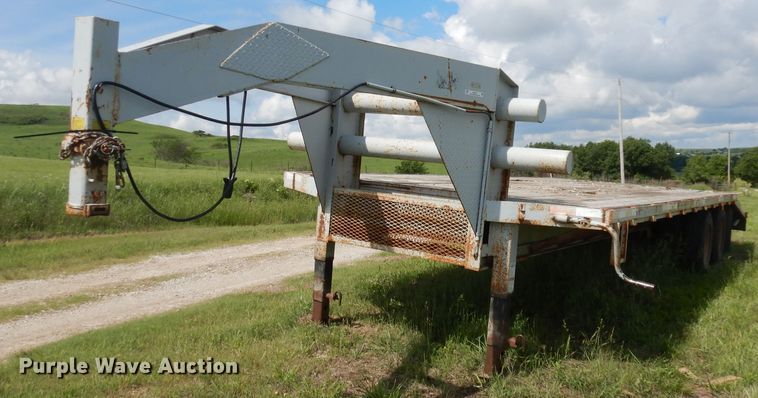 image for item IS9167 2004  Shop built equipment trailer