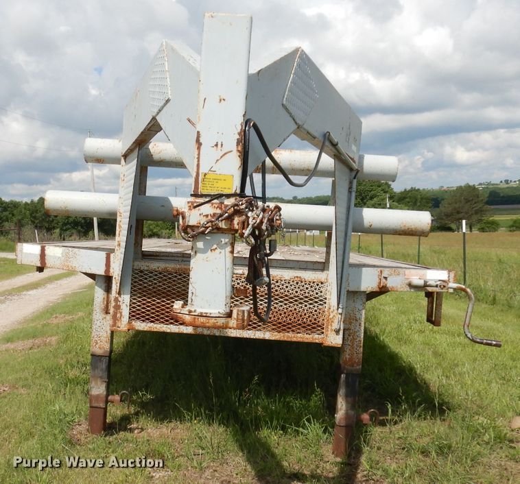 image for item IS9167 2004  Shop built equipment trailer