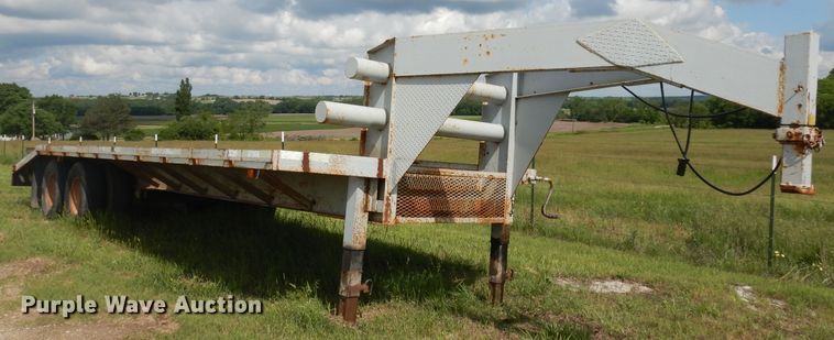 image for item IS9167 2004  Shop built equipment trailer