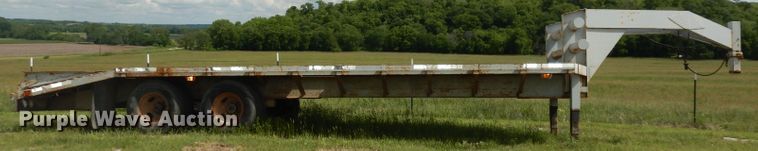 image for item IS9167 2004  Shop built equipment trailer