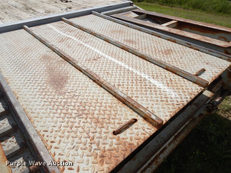 image for item IS9167 2004  Shop built equipment trailer