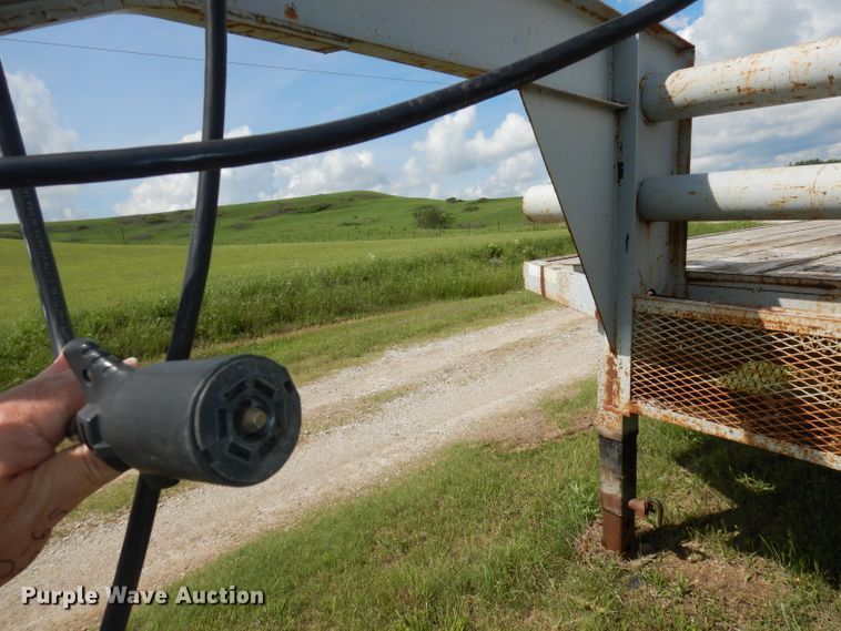 image for item IS9167 2004  Shop built equipment trailer