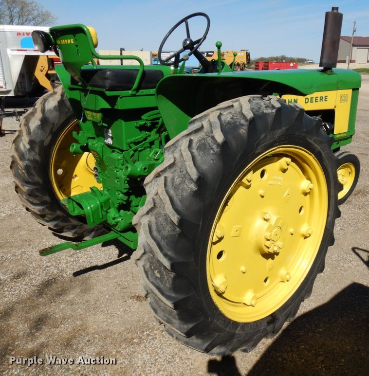 image for item IT9310 John Deere 530  tractor