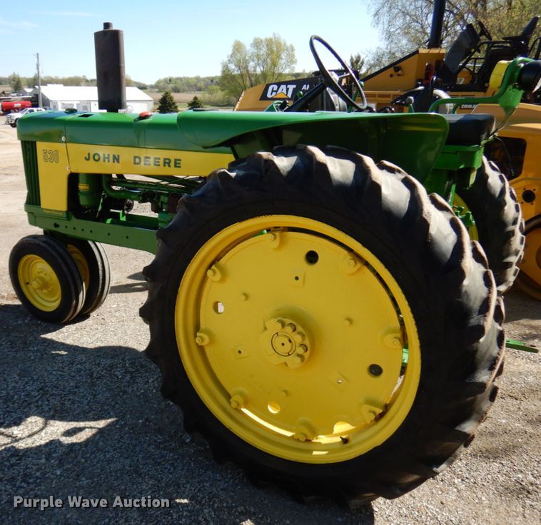 image for item IT9310 John Deere 530  tractor