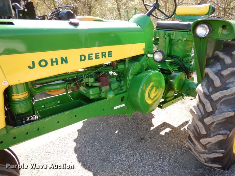 image for item IT9310 John Deere 530  tractor