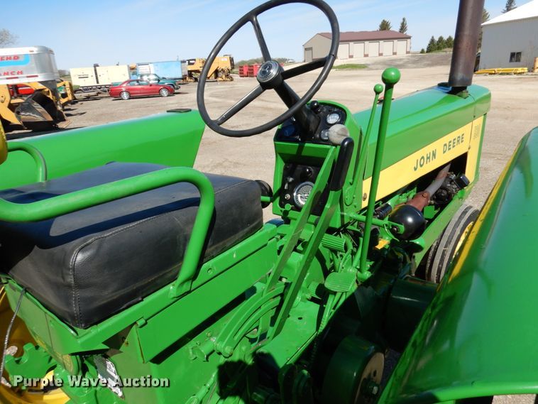 image for item IT9310 John Deere 530  tractor