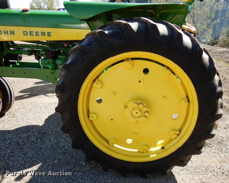 image for item IT9310 John Deere 530  tractor