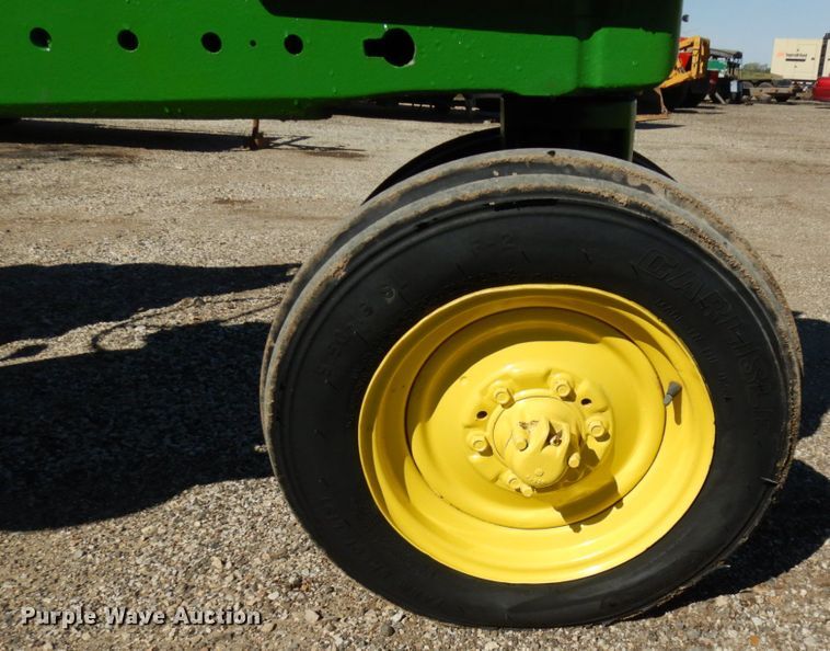 image for item IT9310 John Deere 530  tractor