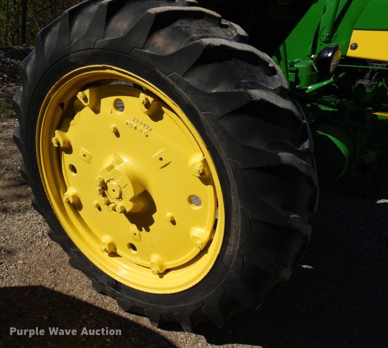 image for item IT9310 John Deere 530  tractor