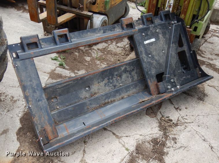 image for item IT9385 Drago corn head adaptor