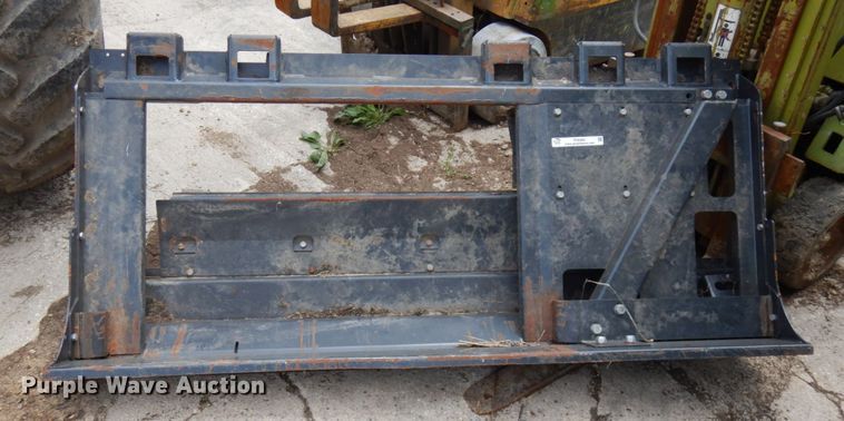 image for item IT9385 Drago corn head adaptor