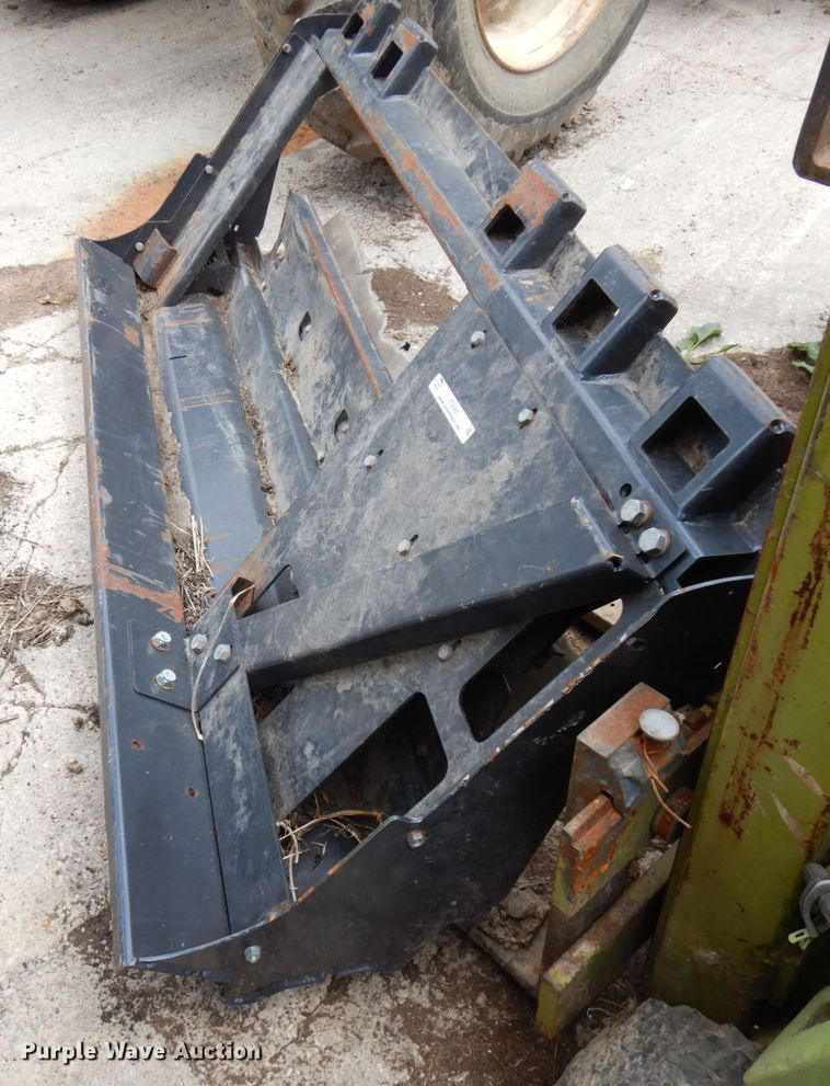 image for item IT9385 Drago corn head adaptor