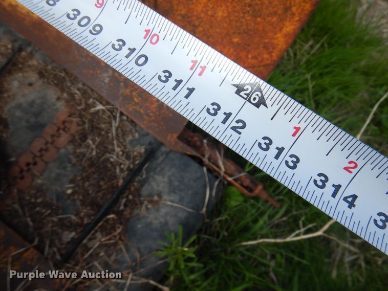 image for item IT9387 HayBuster H1000  bale processor