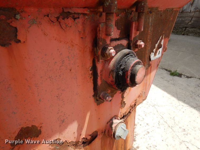 image for item IT9388 Gehl MF8500  feed ginder/mixer