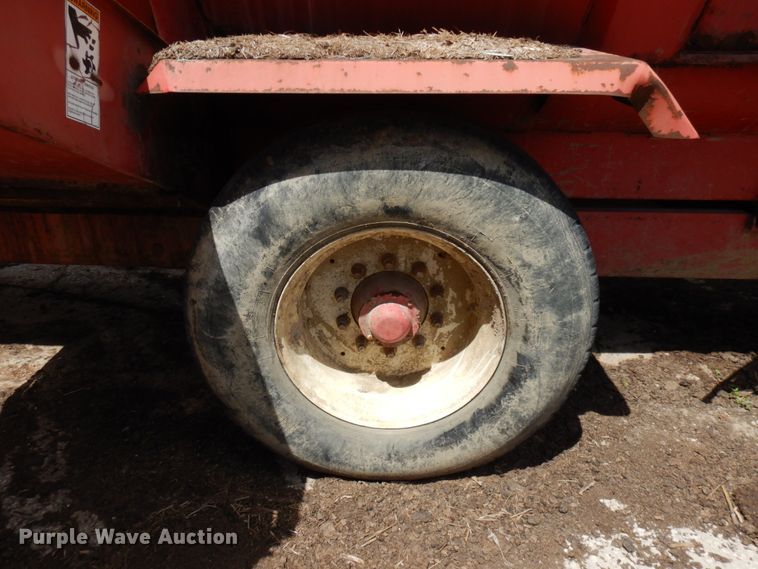 image for item IT9388 Gehl MF8500  feed ginder/mixer