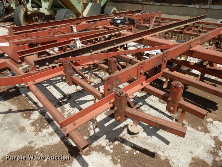 image for item IT9390 Noble  chisel