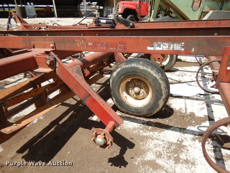 image for item IT9390 Noble  chisel