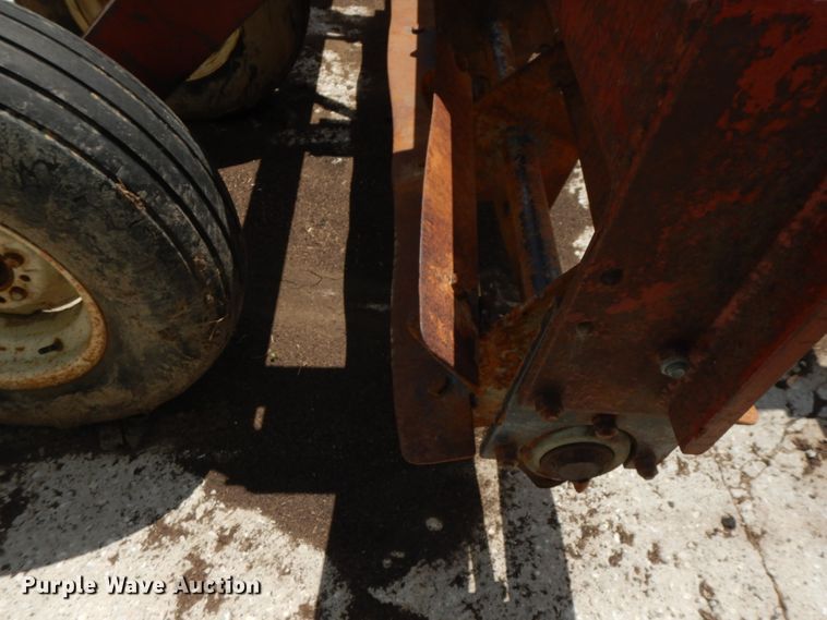 image for item IT9390 Noble  chisel