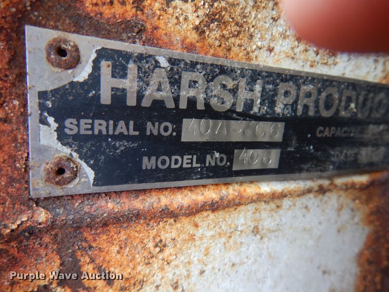 image for item IT9393 1982 International 1754  feed mixer truck