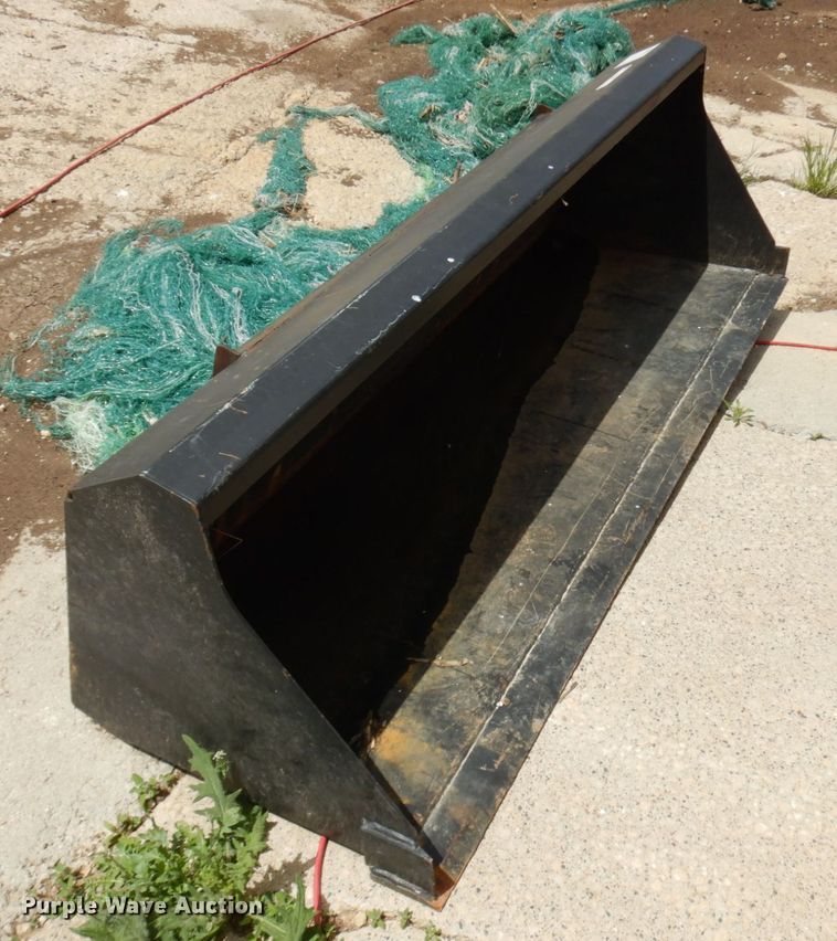 image for item IT9395 74"W skid steer bucket