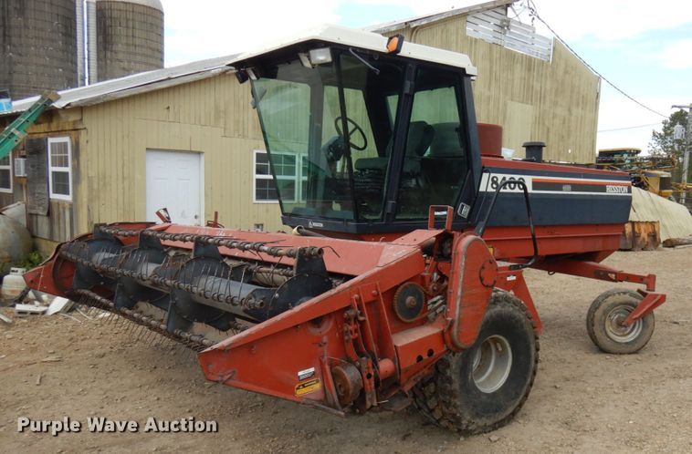 image for item IT9399 1994 Hesston 8400  windrower
