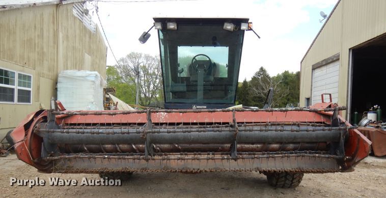image for item IT9399 1994 Hesston 8400  windrower